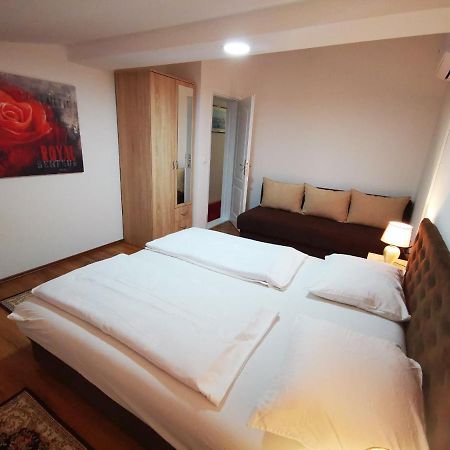 Private Riverside Villa Silvia Mostar Buitenkant foto